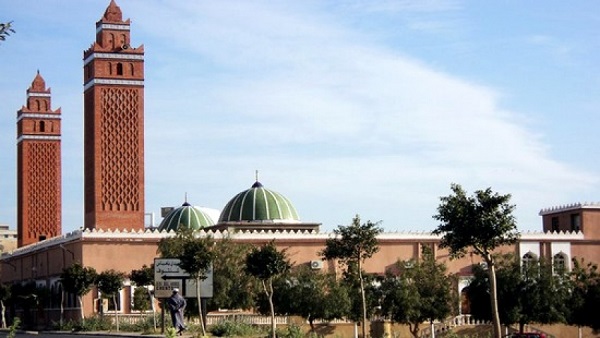 Aïn-Temouchent: Des aides financières pour des mosquées en cours de réalisation