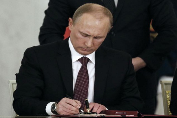 Poutine nomme un nouvel ambassadeur en Algérie