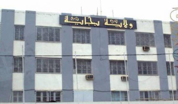 Elle a claqué la porte de son parti tombé “aux mains d’affairistes” / APW Béjaïa : une élue FLN rejoint le RCD