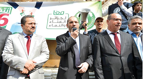 Menasra élu président pour 5 mois et Soltani brille par son absence: Le MSP plus que jamais grabataire