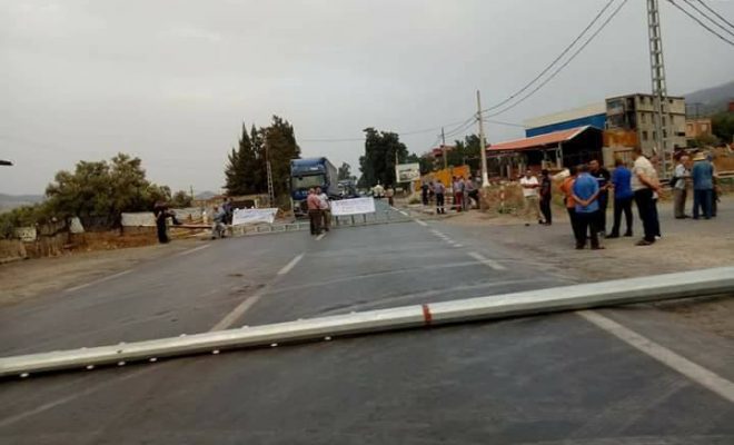 Béjaia: la RN26 fermée par les habitants de Maakal