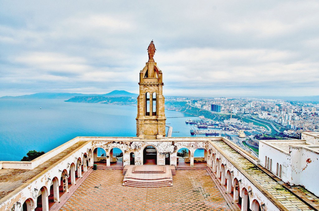 Oran Sortez découvrir Santa Cruz le 5 juillet Algerie360