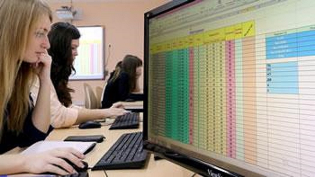 La vice-première ministre du Québec à Alger: comment encourager l’entrepreneuriat féminin