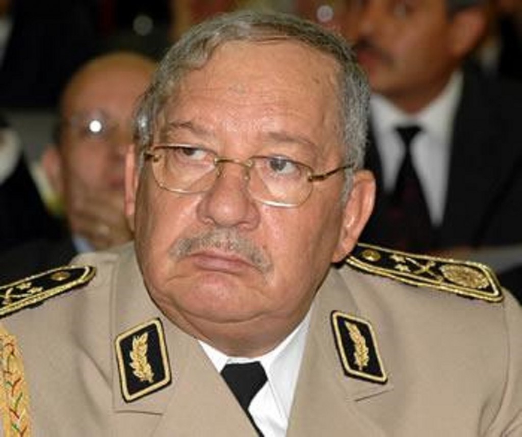 Ahmed Gaid Salah depuis l&rsquo;Académie de Cherchell: « L&rsquo;Algérie sera toujours à l&rsquo;abri de toute menace »