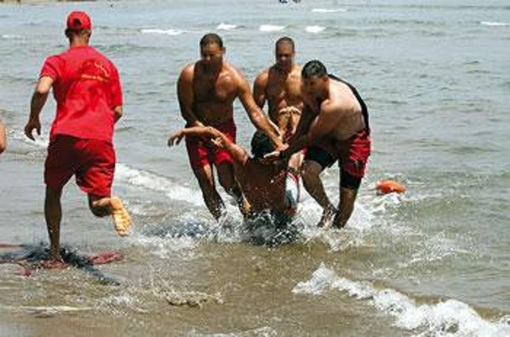 Plages d’oran: 123 estivants sauvés en 24 heures