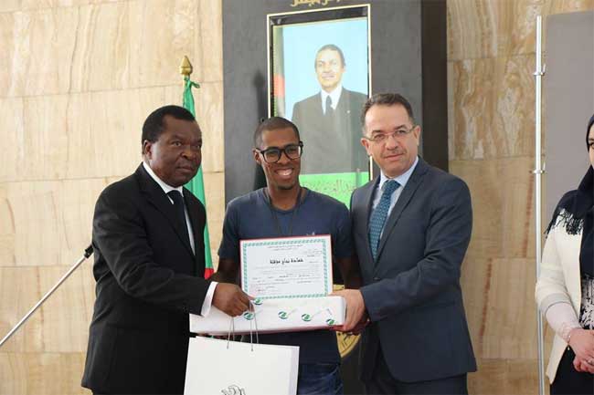 Algérie : 1200 petites entreprises créées par les diplômés des CFPA en cinq mois (ministre)