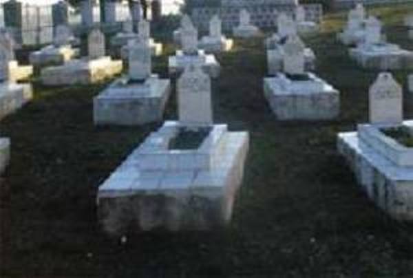 Un nouveau cimetière pour les Tellache