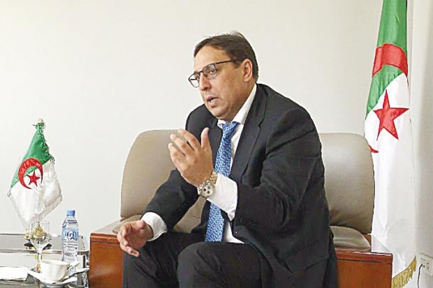 Bedda évoque le partenariat économique avec les ambassadeurs du Qatar et d&rsquo;Oman