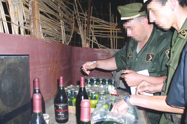 Bouira – Des vendeurs clandestins de boissons alcoolisées ciblés: Descente policière à El-Esnam