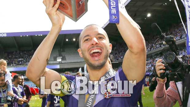 Hanni ouvre la saison avec un nouveau titre: Une nouvelle fois buteur