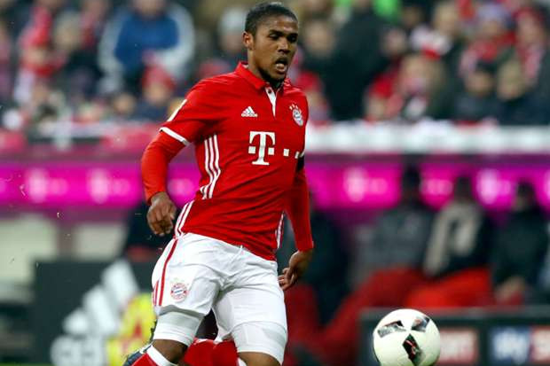 Le Bayern et la Juve négocient pour Douglas Costa