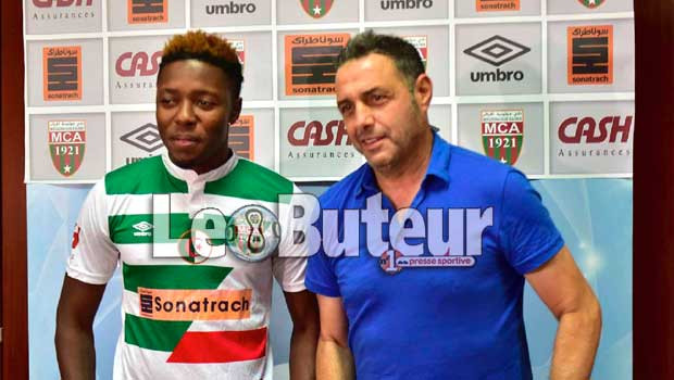 MCA : Barnabas Imenger Jr, l’attaquant nigérian signe pour deux ans pour un salaire de 1000 euros