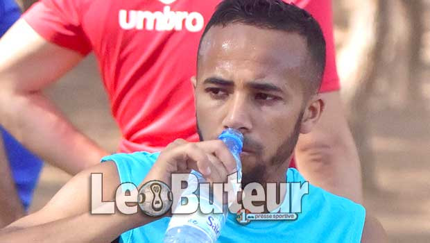 MCA / Gourmi reste au club en baissant son salaire de 300 à 180 millions par mois