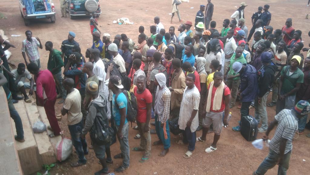 Ils de disputent l’aumône à Mostaganem: Retour en masse des ressortissants africains