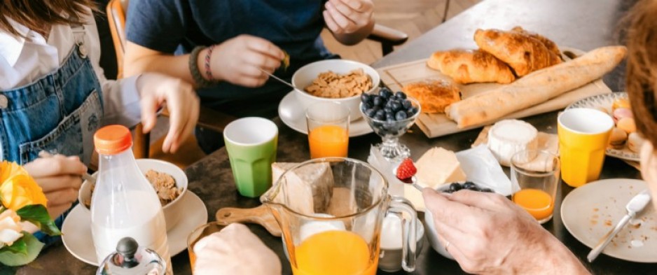 Pour maintenir son poids à long terme, l’importance de la fréquence des repas