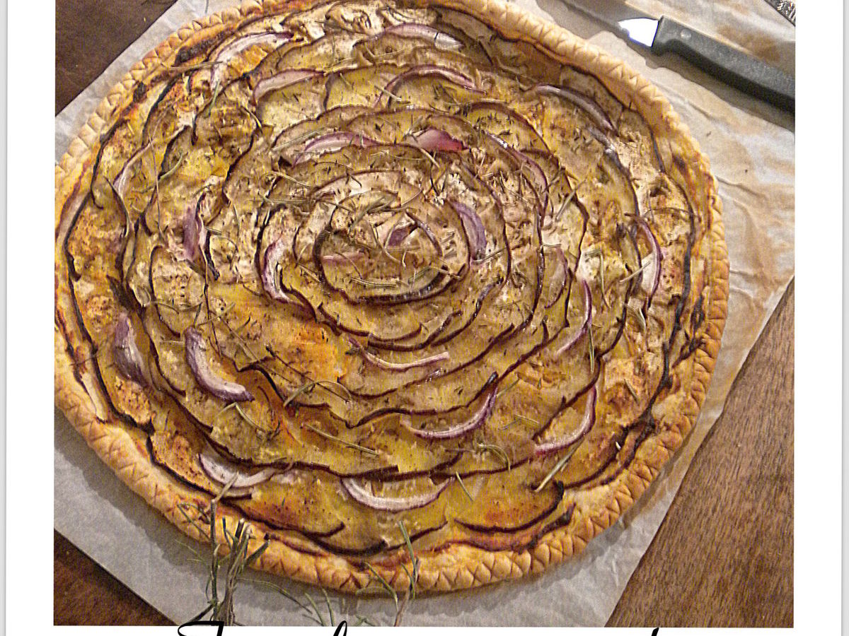 Tarte aux aubergines, tomates et parmesan