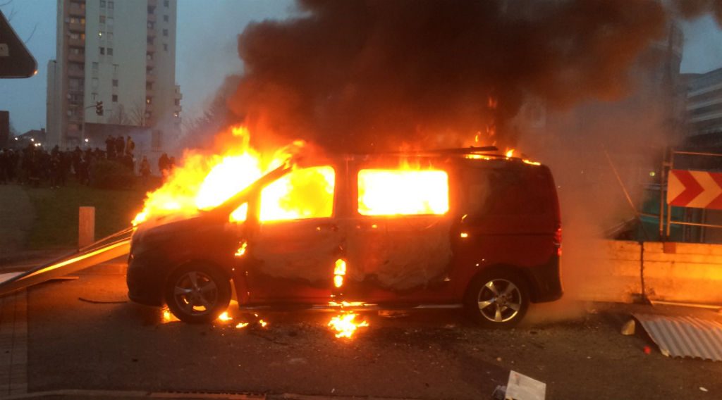 Explosion du réservoir d’essence d’un véhicule: Deux morts et une dizaine de blessés à Akbou