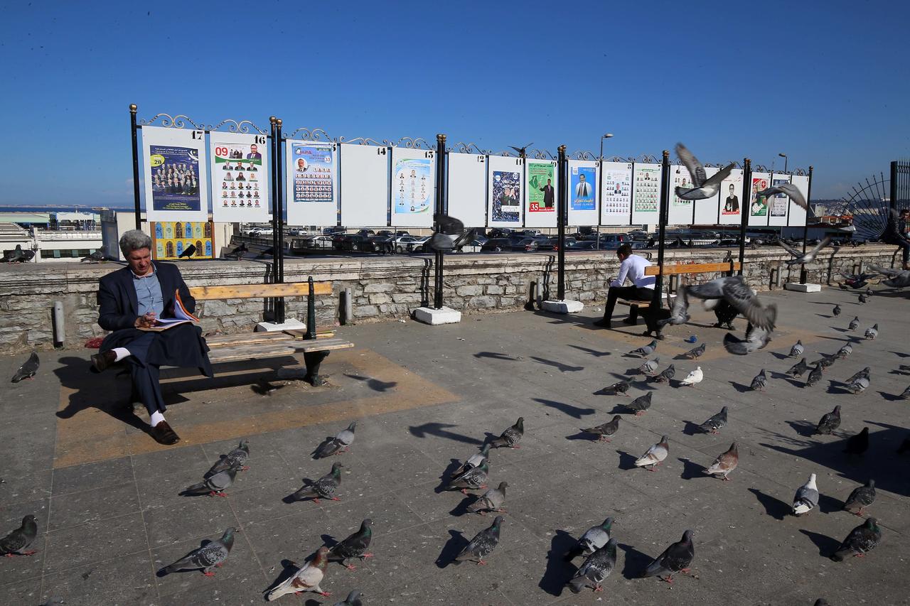 Sondage : La dépolitisation des jeunes Algériens