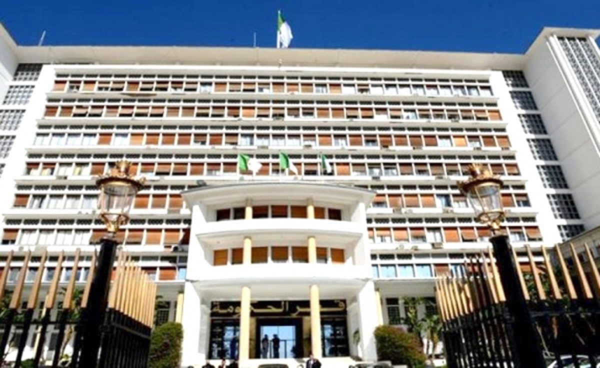 Face à une crise qui se complique sans cesse : Le train des réformes peine à démarrer