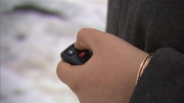 La police judiciaire piste un grand réseau: Des brouilleurs anti-verrouillage pour voler des véhicules