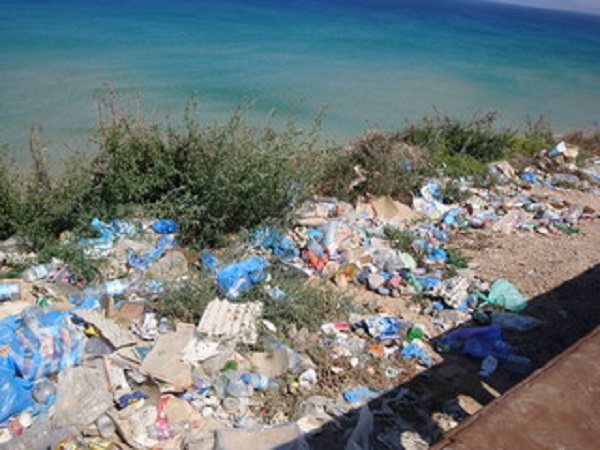 Pollution du littoral: Le ministère de l&rsquo;environnement s&rsquo;en lave les mains