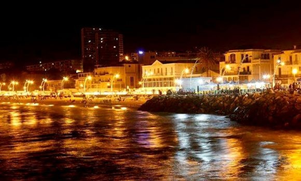 Annaba: Ambiance nocturne particulièrement festive sur la Corniche