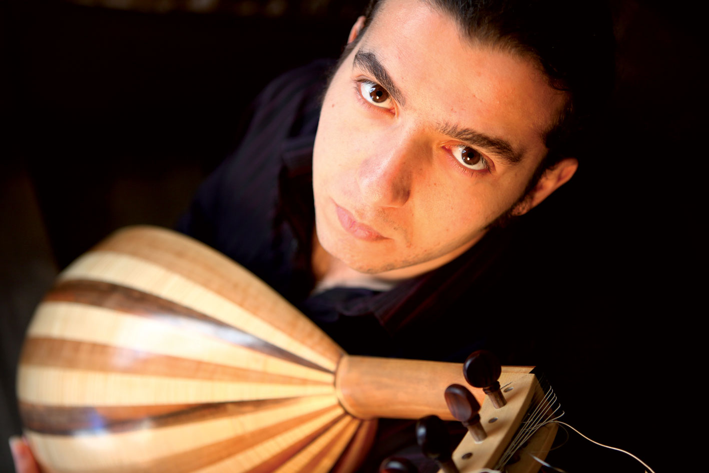 Le musicien algérien Fayçal Salhi enchante le public jordanien par une musique andalous-jazz