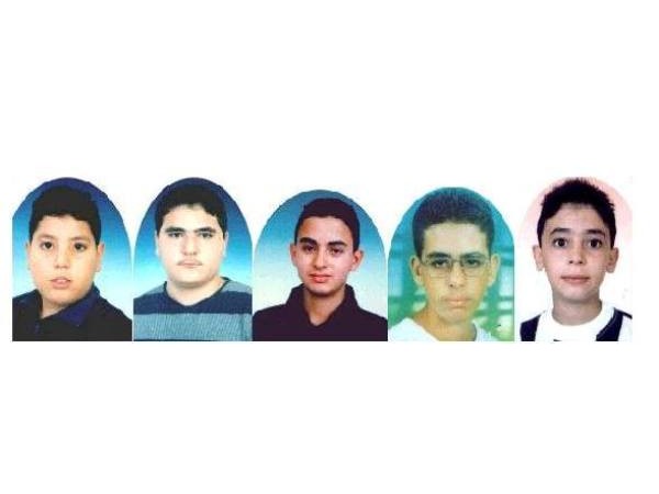 Hommage aux cinq innocents assassinés le 23 août 1998