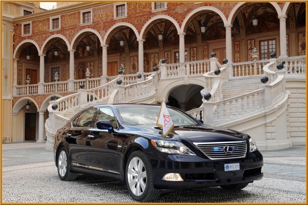 Partenariat : Lexus succède à Renault à la Mostra de Venise