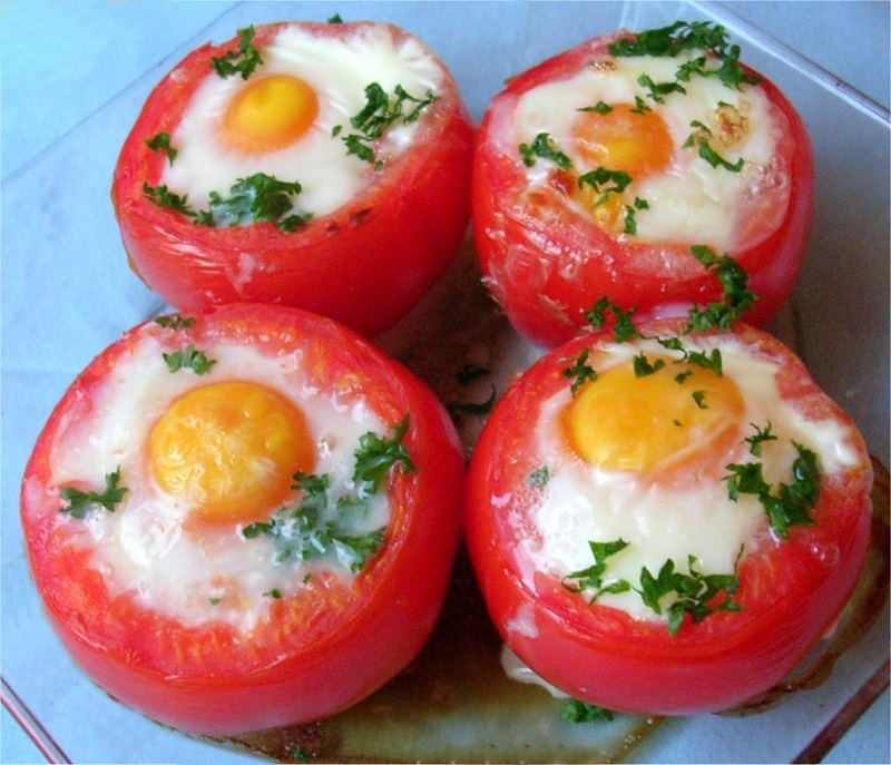 Tomates farcies aux œufs