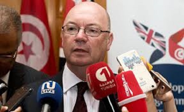 700 millions de livres mis à la dispsotion des compagnies britanniques pour les encourager à investir en Tunisie (Alistair Burt)