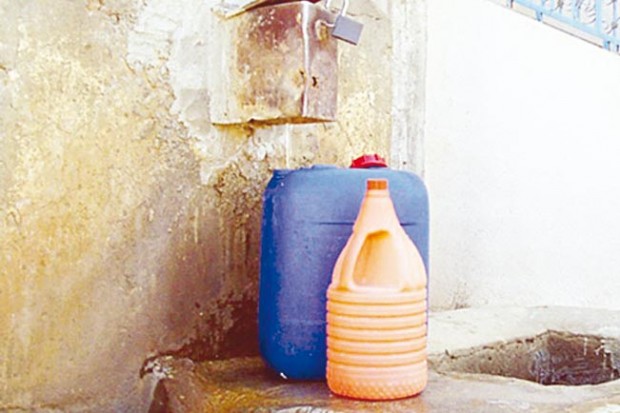 Coupures d’eau à Bouderbala: (Bouira) Les citoyens exaspérés