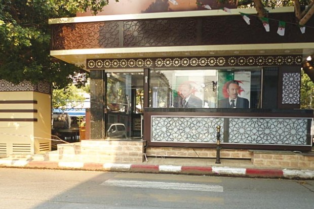 Un nouveau kiosque à glaces crée la polémique à Annaba