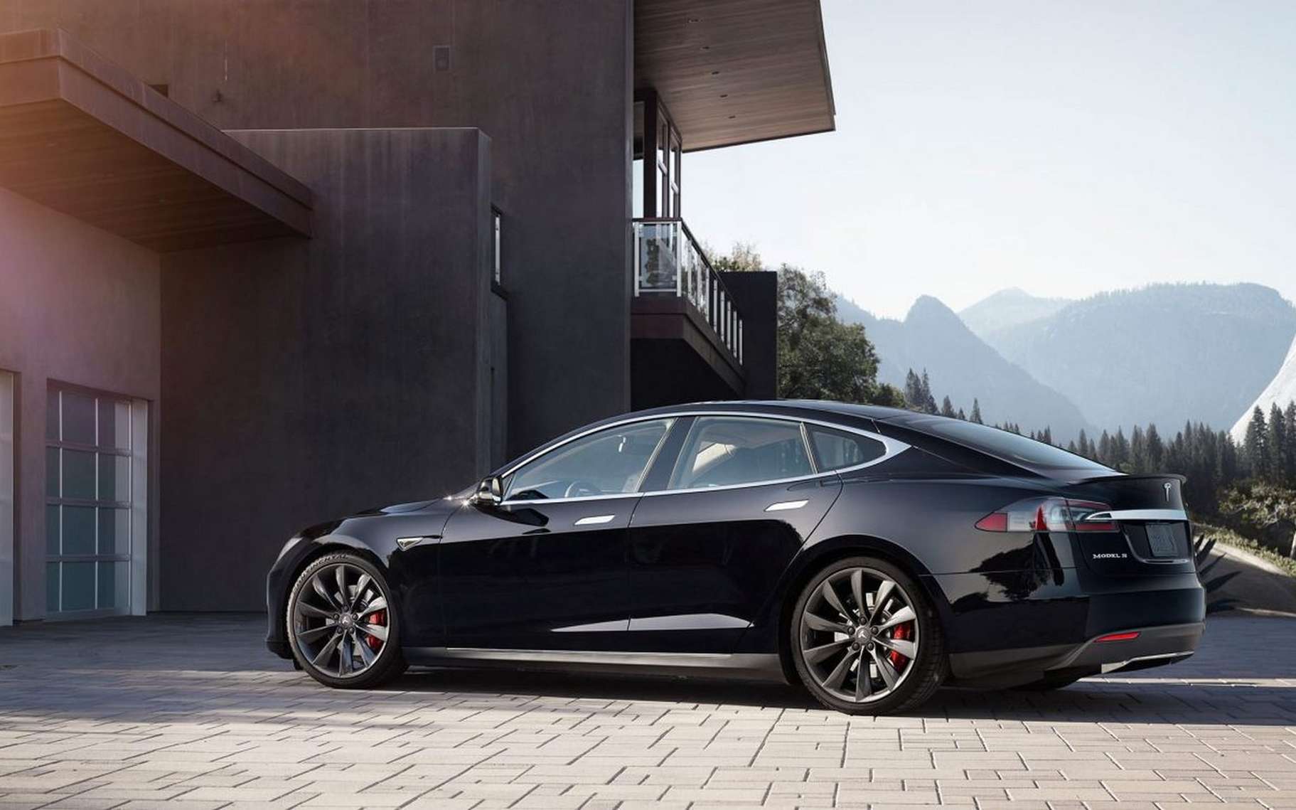 La Tesla Model S 100D bat un record d&rsquo;autonomie