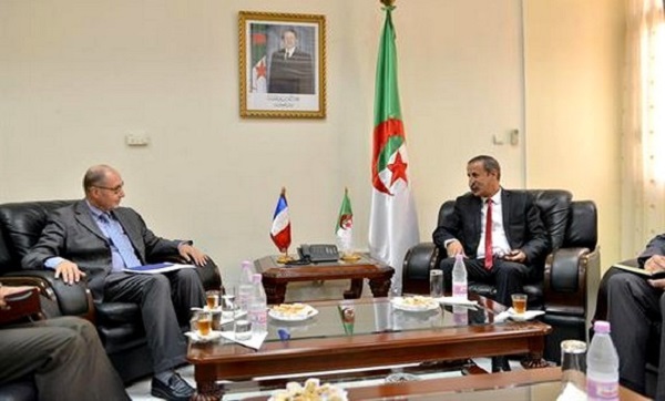 Formation des journalistes: Kaouane examine avec l’ambassadeur de France le renforcement de la coopération