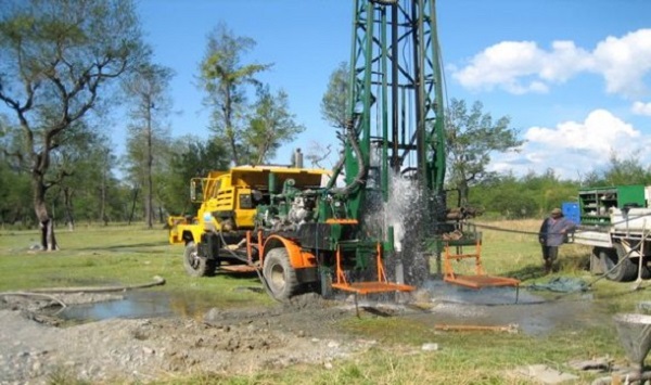 Eau potable: entrée en exploitation de 21 forages à Sétif dès août en cours