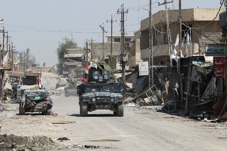 En prévision de l’assaut final: Frappes sur un fief de l’EI en Irak