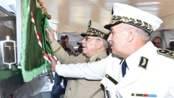 Gaïd Salah procède à l&rsquo;inauguration et au lancement de nouvelles structures à la 2ème Région militaire