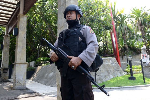 Indonésie: 153 chinois arrêtés pour une gigantesque escroquerie