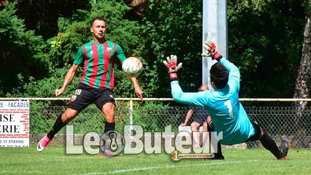 MCA  4  –  Côte Chaude  0 / Le Mouloudia frappe fort à Saint-Etienne
