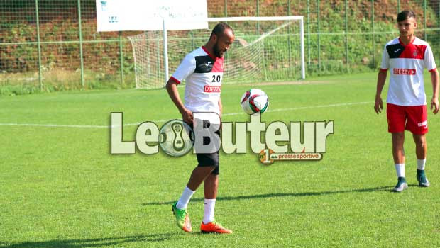 USMA : Khoualed : «Prolonger ou partir, je déciderai à l’été prochain»