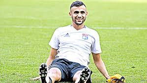 Watford renonce au recrutement de Ghezzal, Trabzonspor sur ses traces