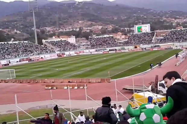 Les derbies algérois, momentanément, domiciliés au stade Mustapha Tchaker