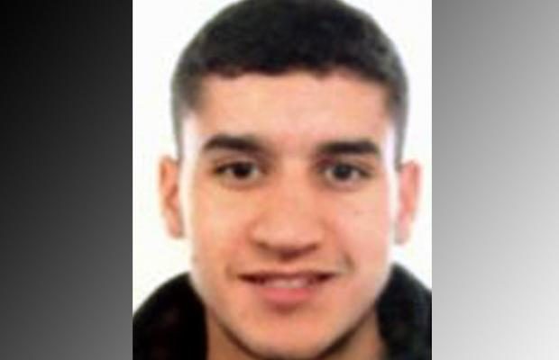 Attentats en espagne : un homme de 22 ans toujours recherché, un atelier de fabrication de bombes découvert