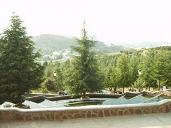 Le parc de loisirs de Ben Chicao de Médéa: Fermé depuis plusieurs années La réhabilitation de ce patrimoine projetée