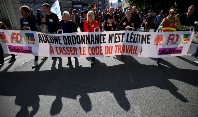 Réforme du droit social: Le gouvernement français reste ferme malgré les manifestations