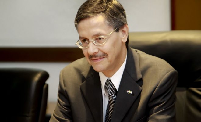 Agrément à la nomination de Abdelkader Mesdoua nouvel ambassadeur d’Algérie en France