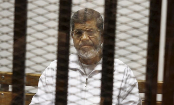 L’ancien président égyptien mohamed morsi condamné à 25 ans de prison