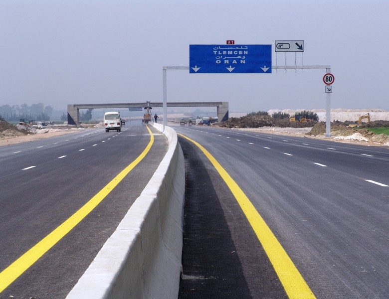 Ils vont réaliser des échangeurs, des gares de péage et des centres d&rsquo;entretien : Les Italiens sur l&rsquo;autoroute Est-Ouest