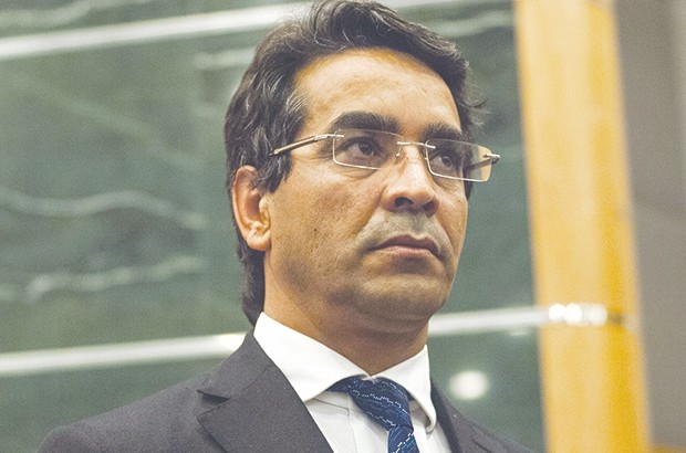 Nouvelle charge du député contre le  SG du FLN:  Mohamed Djemiaï tire à boulets rouges sur Ould Abbes